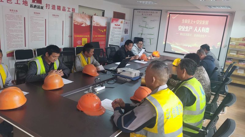目前，公路工程建造师教材主要分为以下几类：